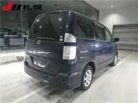 Toyota VOXY лот № 254 оценка R  с аукциона в Японии 1
