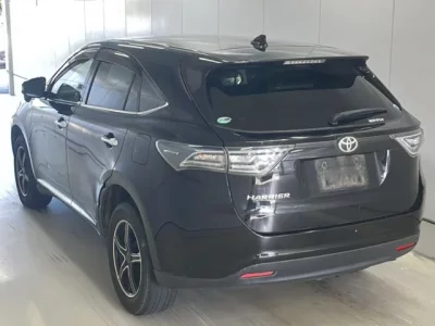 Toyota HARRIER  с аукциона в Японии
