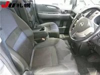 Nissan SERENA лот № 264 оценка 3.5  с аукциона в Японии 4