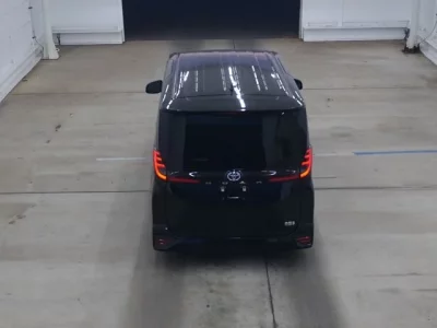 Toyota NOAH  с аукциона в Японии