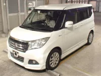 Mitsubishi DELICA D2 лот № 8328 оценка 3.5  с аукциона в Японии 3