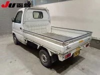 Suzuki CARRY TRUCK лот № 9006 оценка R  с аукциона в Японии 1