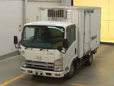 Mazda TITAN  с аукциона в Японии