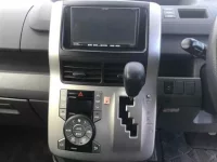 Toyota NOAH лот № 25109 оценка R  с аукциона в Японии 5