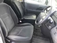 Toyota NOAH лот № 25109 оценка R  с аукциона в Японии 6