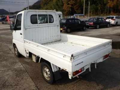Mitsubishi MINICAB TRUCK