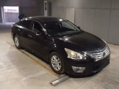 Nissan TEANA