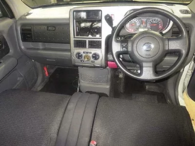 Nissan CUBE  с аукциона в Японии