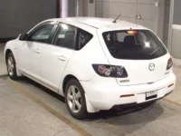 Mazda AXELA лот № 8358 оценка R  с аукциона в Японии 1