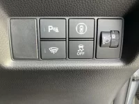 Honda FIT лот № 3 оценка 3.5  с аукциона в Японии 7