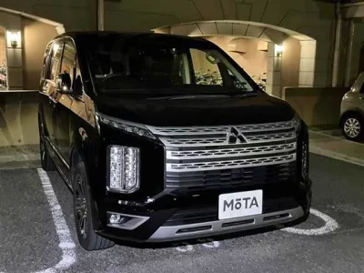 Mitsubishi DELICA D5