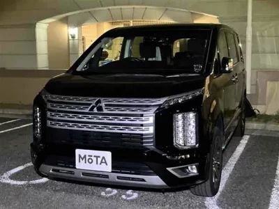 Mitsubishi DELICA D5