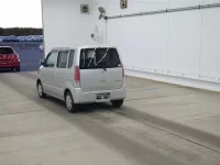 Suzuki WAGON R лот № 5551 оценка RA  с аукциона в Японии 1