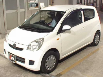 Daihatsu MIRA  с аукциона в Японии