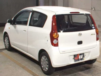 Daihatsu MIRA  с аукциона в Японии