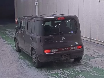 Nissan CUBE  с аукциона в Японии