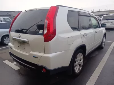 Nissan X-TRAIL  с аукциона в Японии
