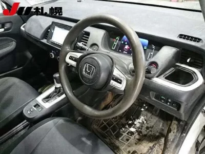 Honda FIT  с аукциона в Японии