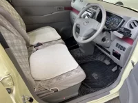 Toyota PIXIS SPACE лот № 2064 оценка 3  с аукциона в Японии 3