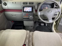 Toyota PIXIS SPACE лот № 2064 оценка 3  с аукциона в Японии 4