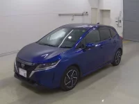 Nissan NOTE лот № 8013 оценка R  с аукциона в Японии 2