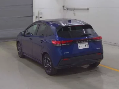 Nissan NOTE  с аукциона в Японии