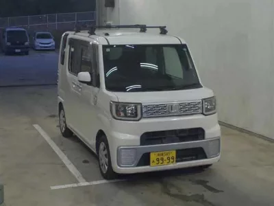 Daihatsu WAKE  с аукциона в Японии