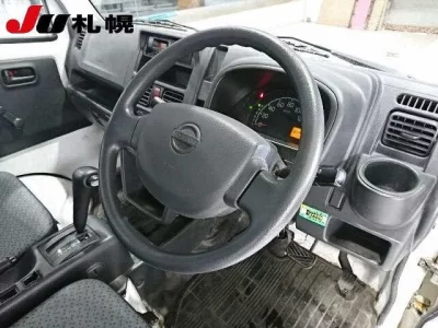 Nissan CLIPPER TRUCK  с аукциона в Японии