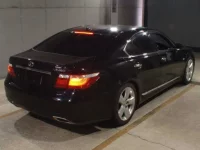 Lexus LS лот № 8475 оценка 3.5  с аукциона в Японии 4