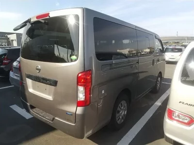 Nissan CARAVAN VAN  с аукциона в Японии