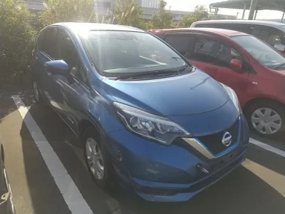 Nissan NOTE  с аукциона в Японии