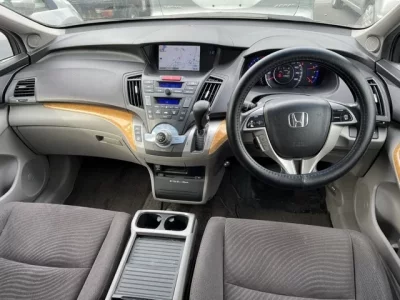 Honda ODYSSEY  с аукциона в Японии