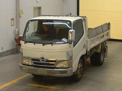 Hino DUTRO  с аукциона в Японии