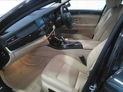 BMW 5-Series  с аукциона в Японии