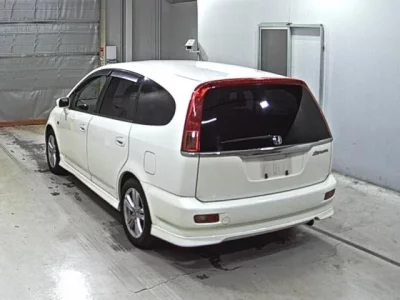 Honda STREAM  с аукциона в Японии
