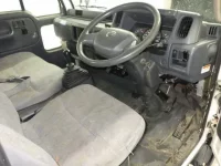 Nissan ATLAS лот № 4060 оценка R  с аукциона в Японии 2