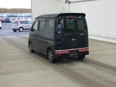 Daihatsu Atrai Wagon  с аукциона в Японии