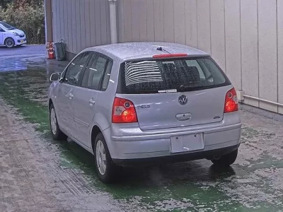 Volkswagen POLO  с аукциона в Японии