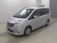 Nissan SERENA лот № 8505 оценка 3.5  с аукциона в Японии 2