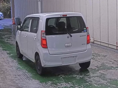 Suzuki WAGON R  с аукциона в Японии