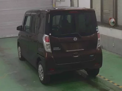 Nissan DAYZ ROOX  с аукциона в Японии