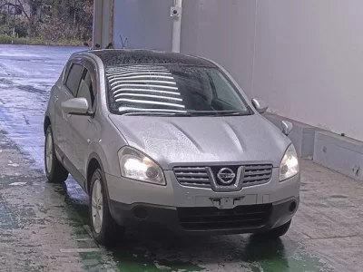 Nissan DUALIS  с аукциона в Японии