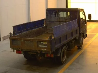 Mazda TITAN  с аукциона в Японии