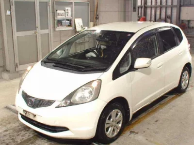 Honda FIT  с аукциона в Японии