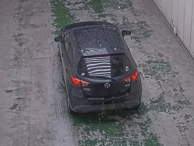 Mazda DEMIO  с аукциона в Японии
