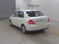 Nissan TIIDA LATIO лот № 8539 оценка 3  с аукциона в Японии 1