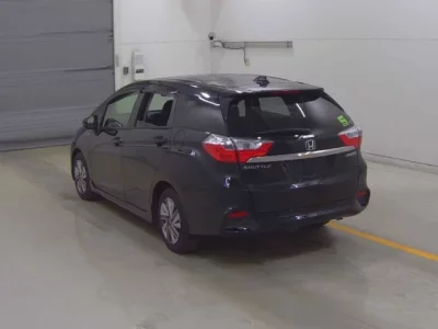 Honda FIT SHUTTLE  с аукциона в Японии