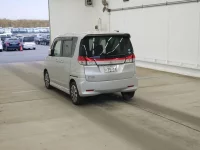 Mitsubishi DELICA D2 лот № 2137 оценка RA  с аукциона в Японии 1