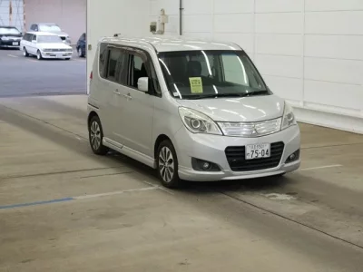 Mitsubishi DELICA D2