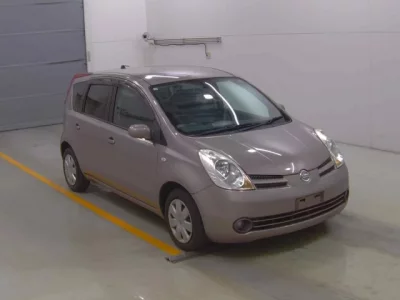 Nissan NOTE  с аукциона в Японии